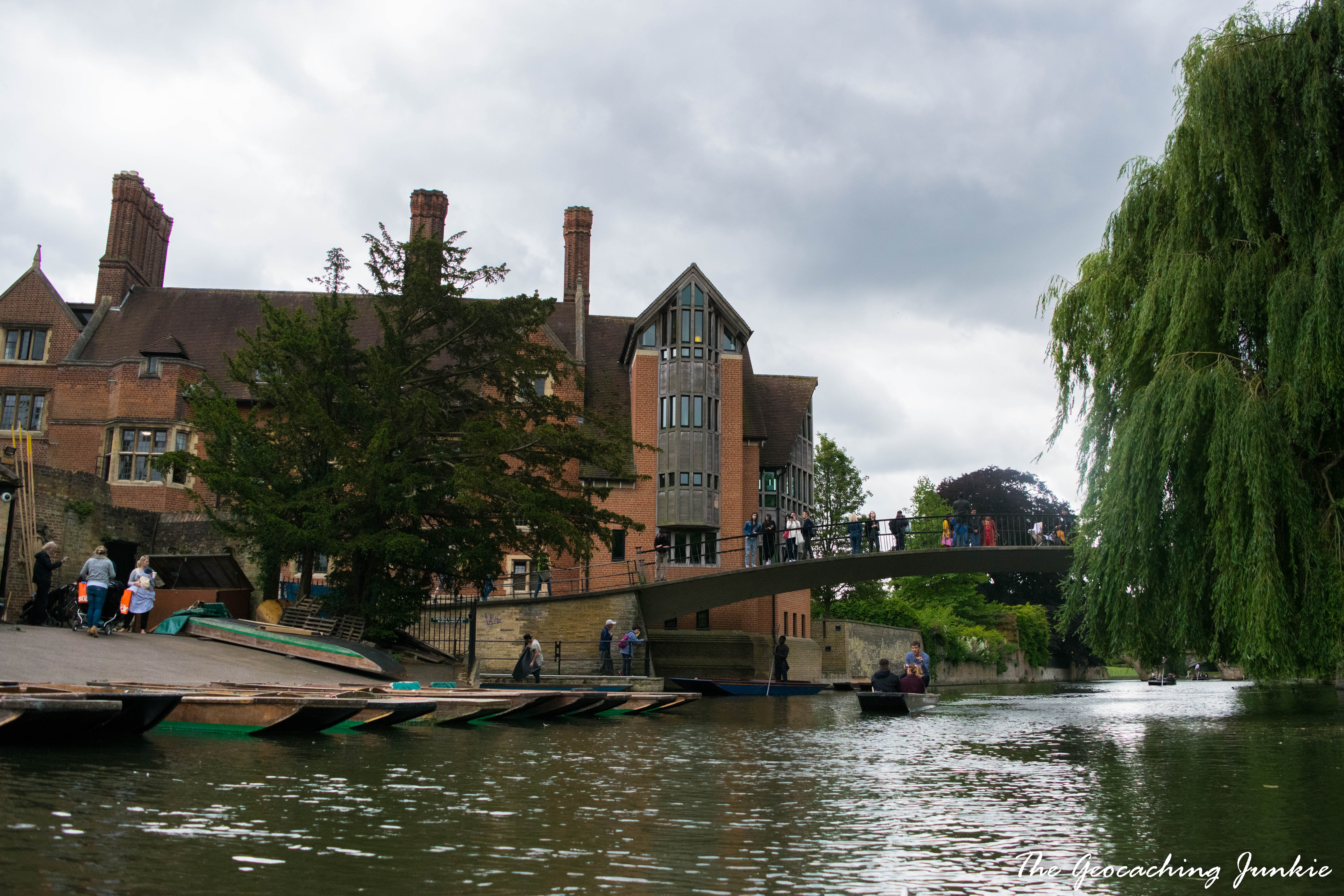 Punting in Cambridge | The Geocaching Junkie